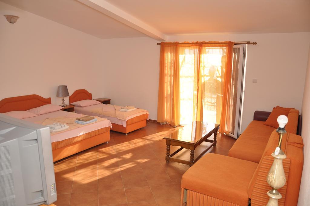 Apartment Radojevic *