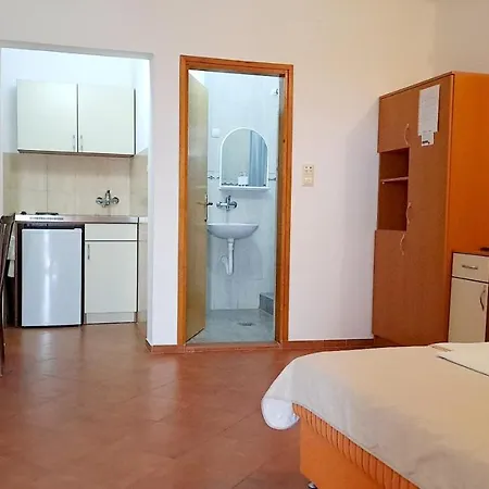 Apartments Radojevic Petrovac Exterior photo