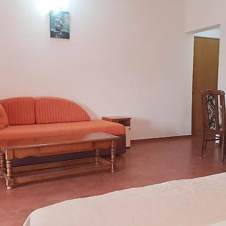 Apartments Radojevic Petrovac Exterior photo